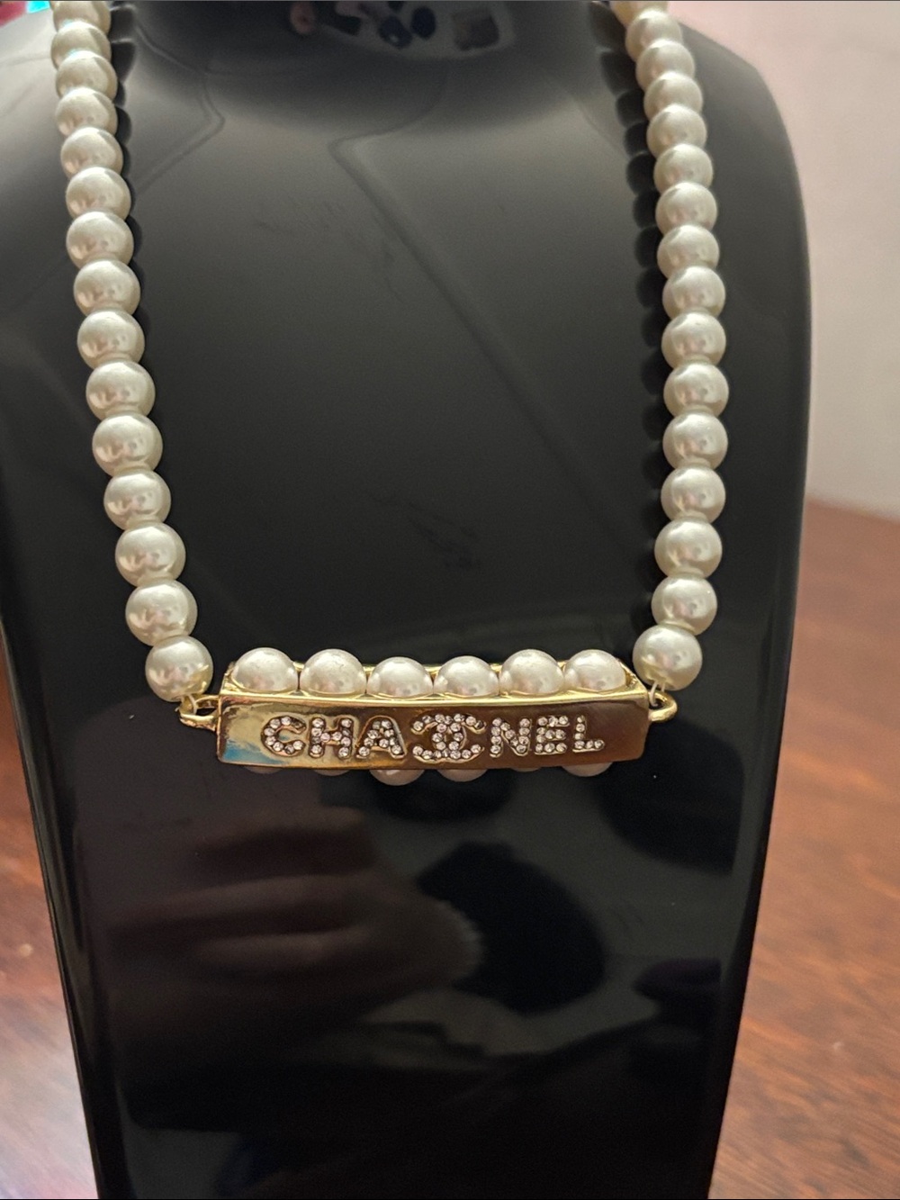 Brand New ! Hand made Pearl Logo Bar Necklace in White and Gold